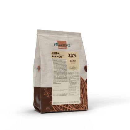 Sachet de pépites de chocolat blanc Martini Ariba, 22% de lait, matière grasse 27/30%, sur fond blanc.