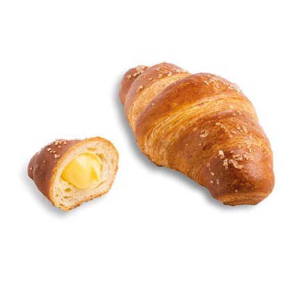 Croissant pretzel doré au gros sel, présenté entier et coupé révélant un fourrage crémeux au beurre.