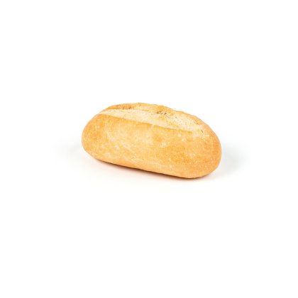 Petit pain ovale doré avec incision sur le dessus, fond blanc uni