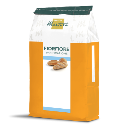 Sac orange et blanc de farine Master Martini Fiorfiore Panificazione avec des petits pains sur l'étiquette.