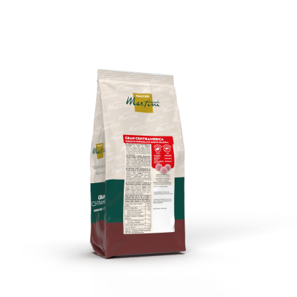 Sachet debout Master Martini Gran Centramerica, produit lyophilisé saveur fraise, étiquette rouge, fond blanc