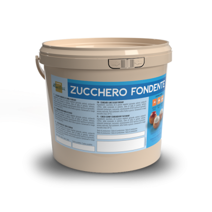 Seau en plastique beige étiqueté « Zucchero Fondente » avec une étiquette bleue et blanche, sur fond blanc.